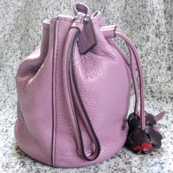 🪻NWOT Coach Lilac Purple Pebbled Leather Petal Floral Bucket Wristlet Pouch Bag - Picture 8 of 13